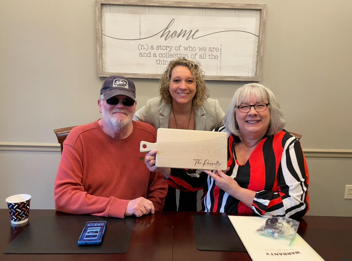 ⭐️⭐️⭐️⭐️⭐️ "She delivered with 4-5 offers within the first 24 hours of the house going on the market. Jenny Turley was wonderful. We couldn't be happier in our new home. It is perfect for us." Teresa Russell